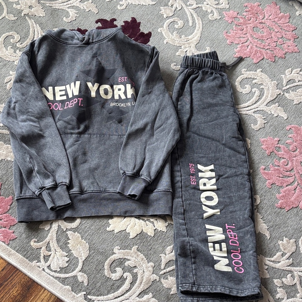 Zara Kids - New York Graphic Hoodie and Joggers Set